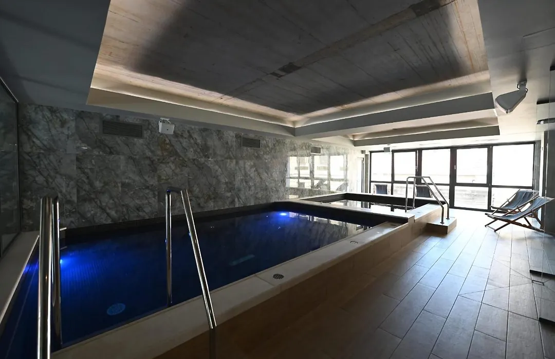 Aniroc Signature Hotel-1