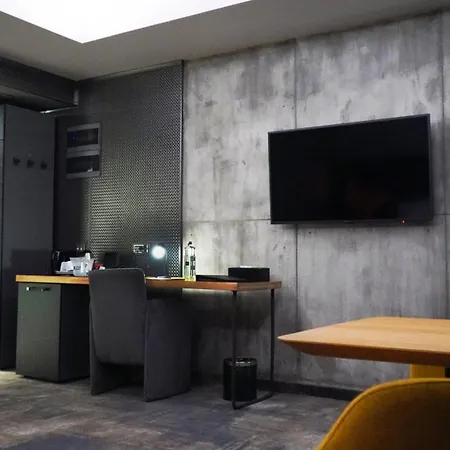 Aniroc Signature Hotel-2